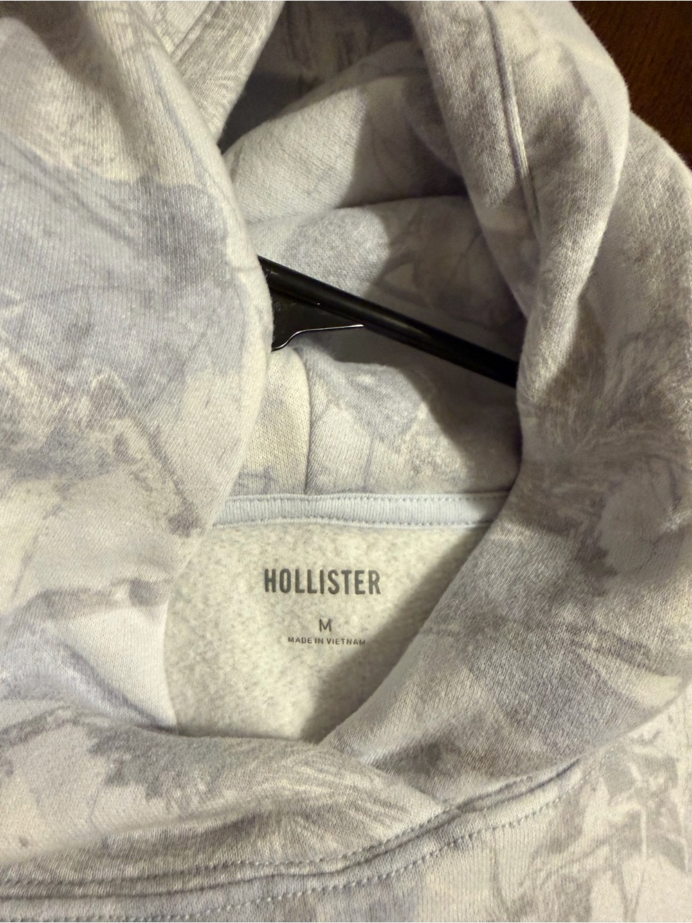 Hollister Camo Hoodie - Picture 3 of 3